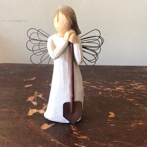 Willow Tree “Angel of the Garden” Figurine with Wire Wings